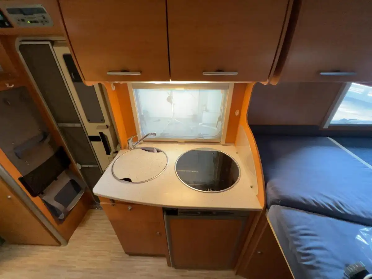HYMER-ERIBA Van 572 SILVERLINE  - Ansicht 11